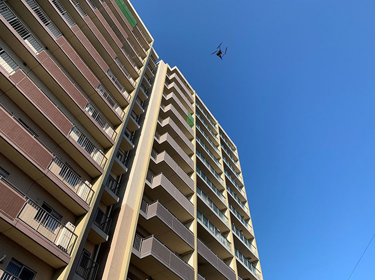 ドローンを用いた外壁調査 DW-System